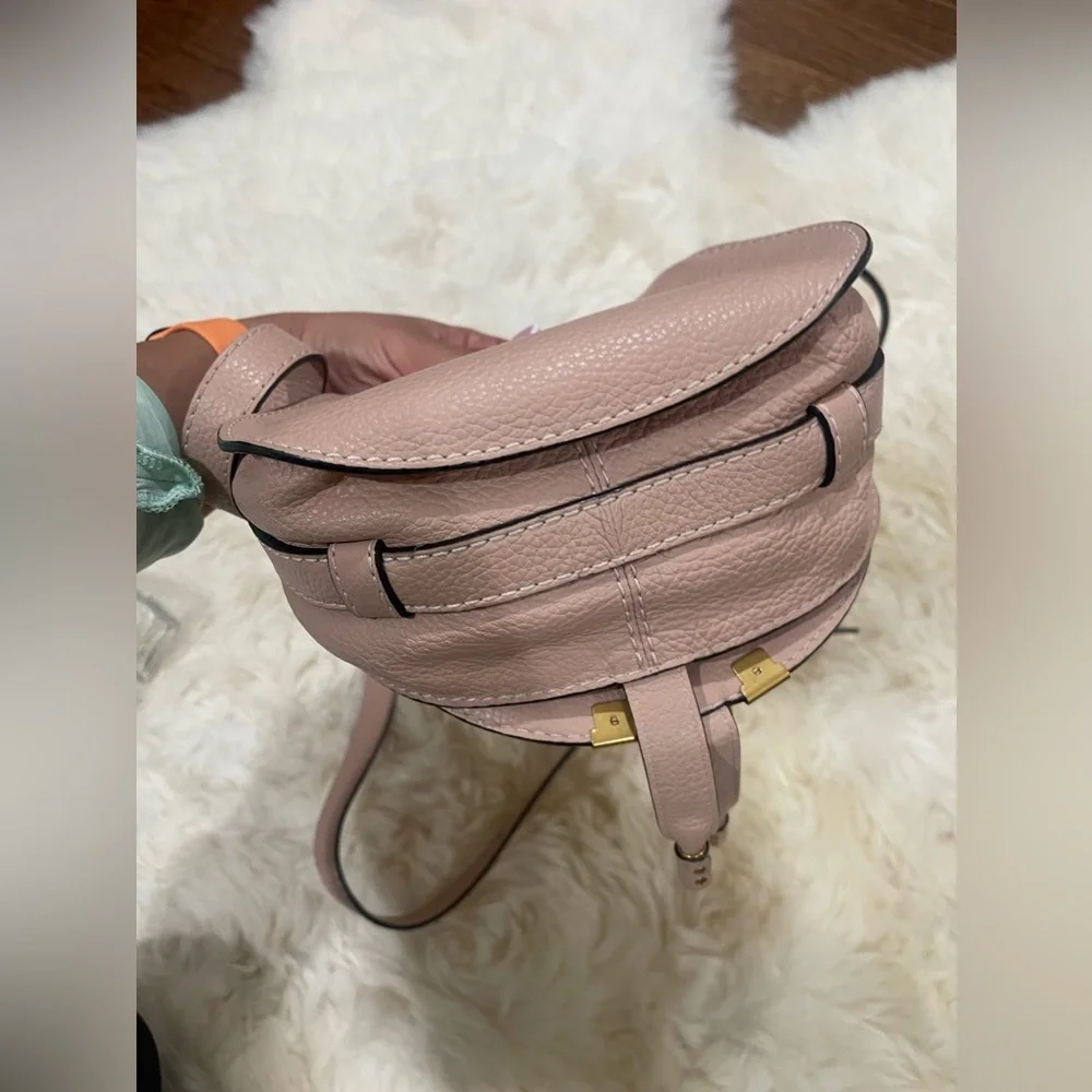 NEW: Chloe Marcie Small Leather Saddle Bag in Nomad Beige - Picture 6 of 10